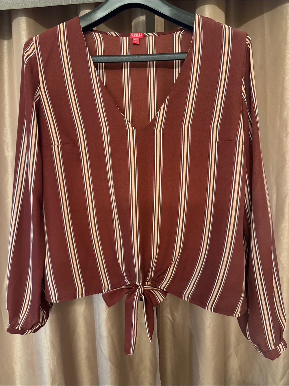 GUESS Women's Rust and Cream Striped Tie-Front V-Neck Blouse